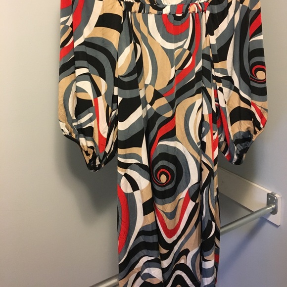 Symmetry Printed Dress - Picture 4 of 6